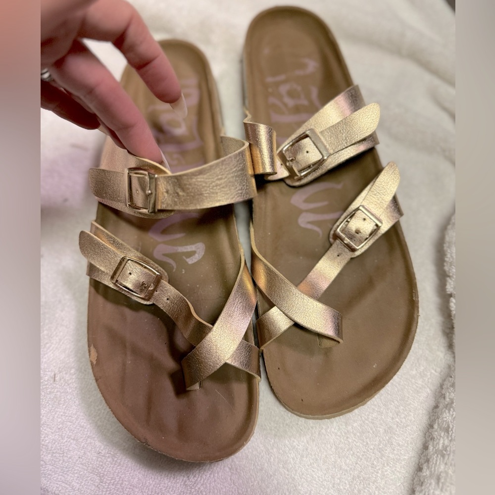 Rose gold Birkenstock style